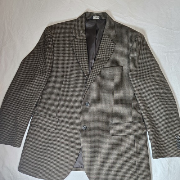Jos A Bank 100% Wool Tag42S Houndstooth  Blazer Sport Coat  Measurements In Pics - Picture 2 of 15
